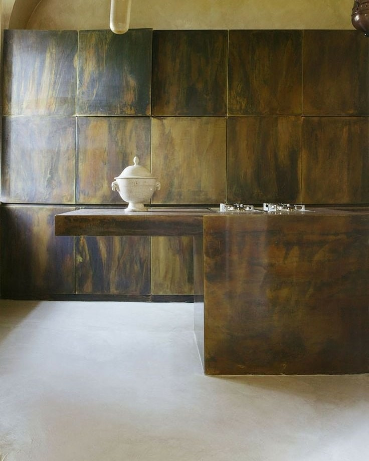 вдохновляет