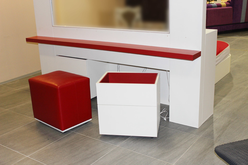 Многофункциональный модуль в спальню. Кровать zipper