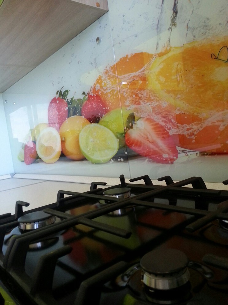 Кухонный фартук из закаленного стекла с фотопечатью