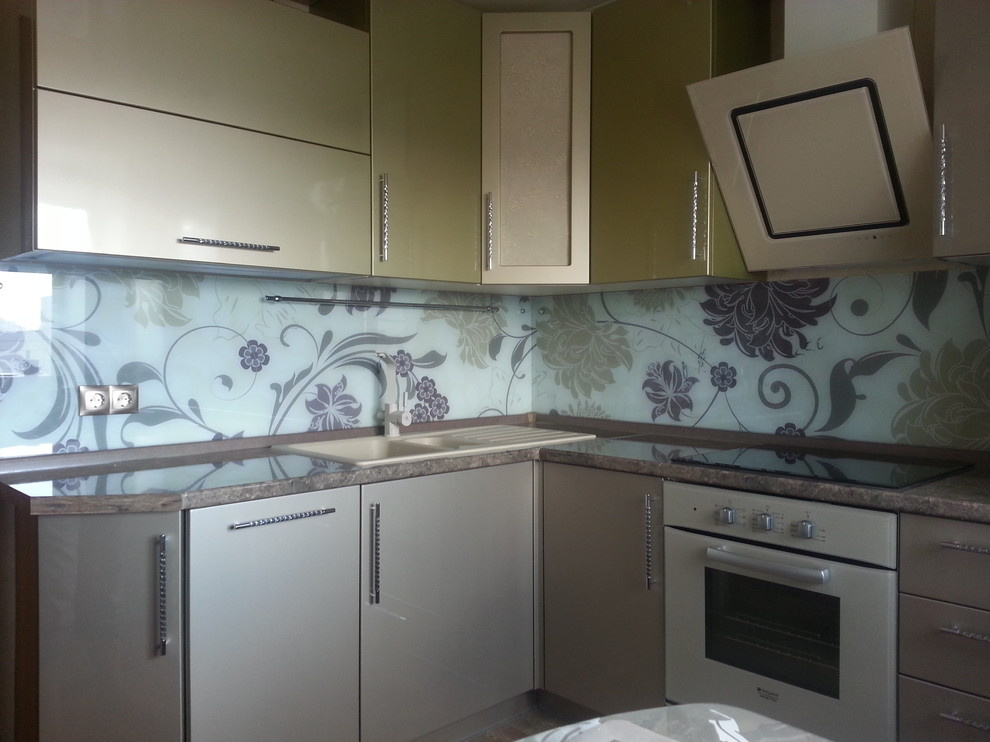 Кухонный фартук из закаленного стекла с фотопечатью