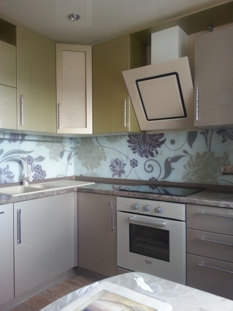 Кухонный фартук из закаленного стекла с фотопечатью