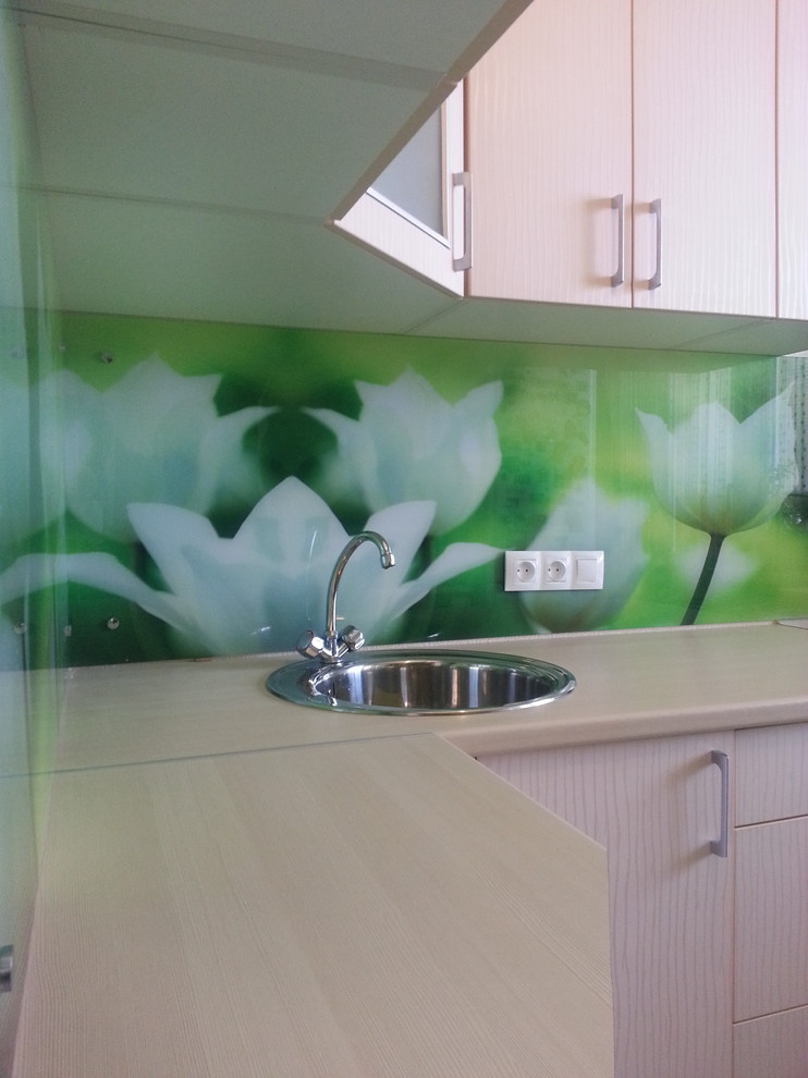 Кухонный фартук из закаленного стекла с фотопечатью