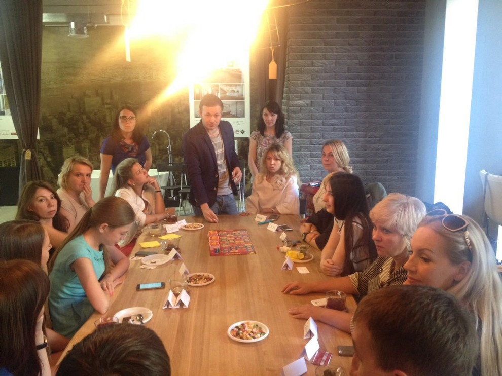 Доброе утро! Игра и правда вышла чудесной, я снимала, сделаю видео выложу в Инст