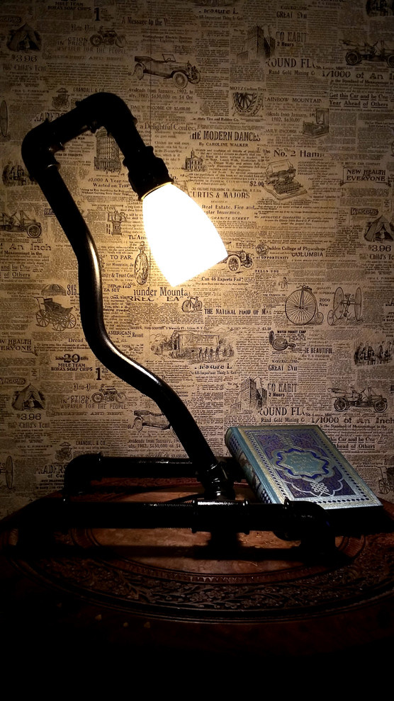 Loft Industrial Lamp by Stelz