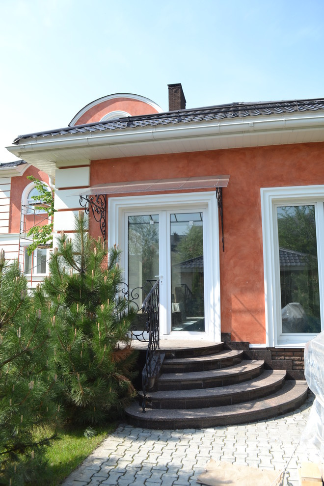 Фасад дома в Подмосковье - Классика