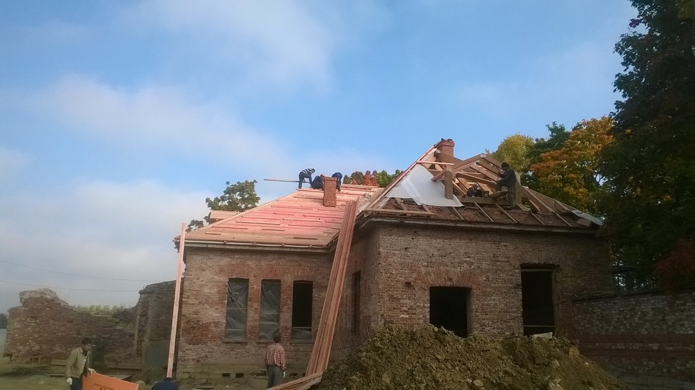 Дома