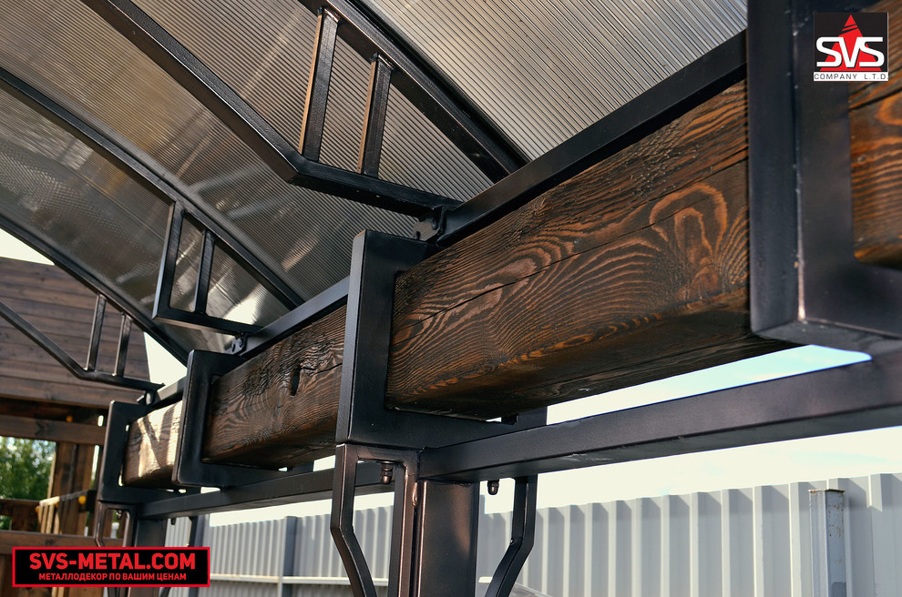 Мангал под навесом