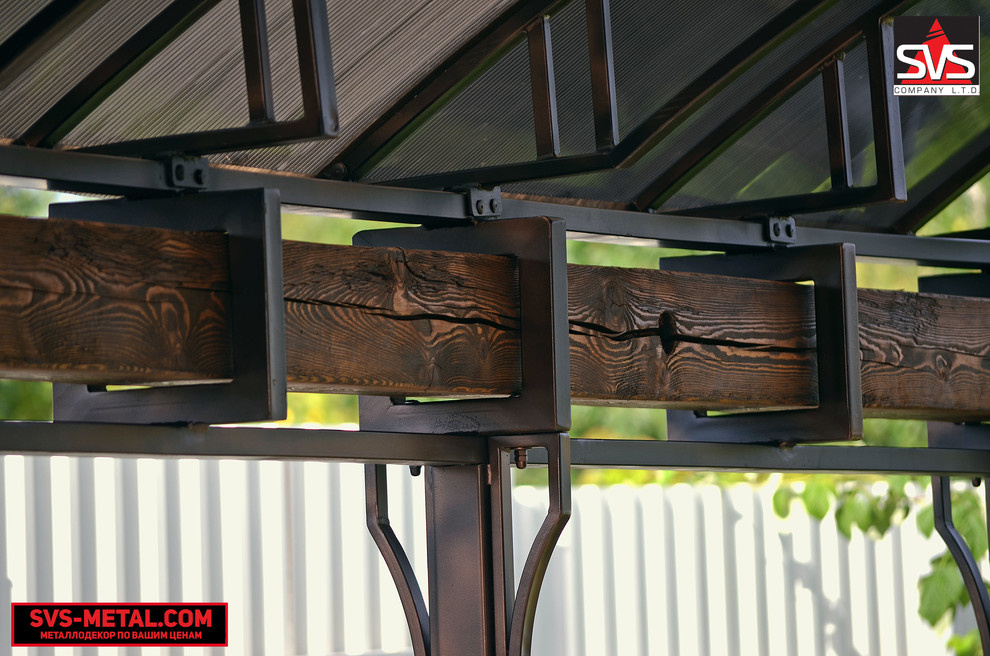 Мангал под навесом