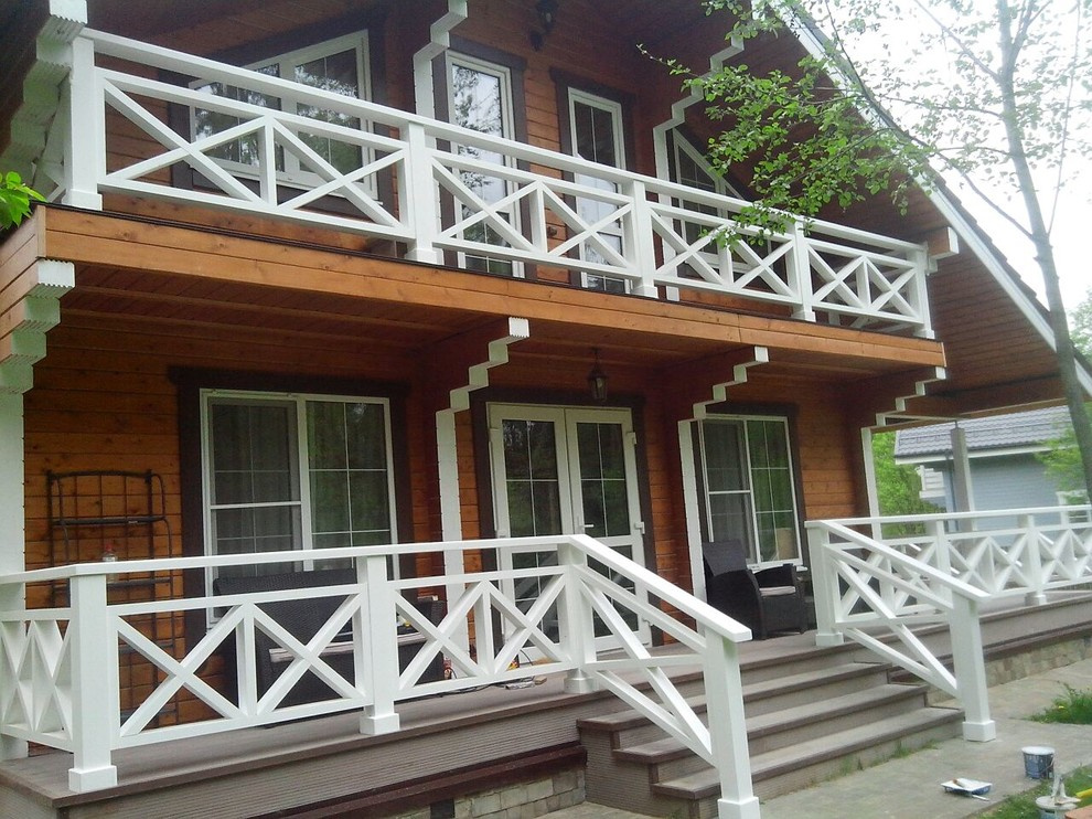 Переделка перил крыльца, террасы и балконов дома из бруса в стиле фахтверк.