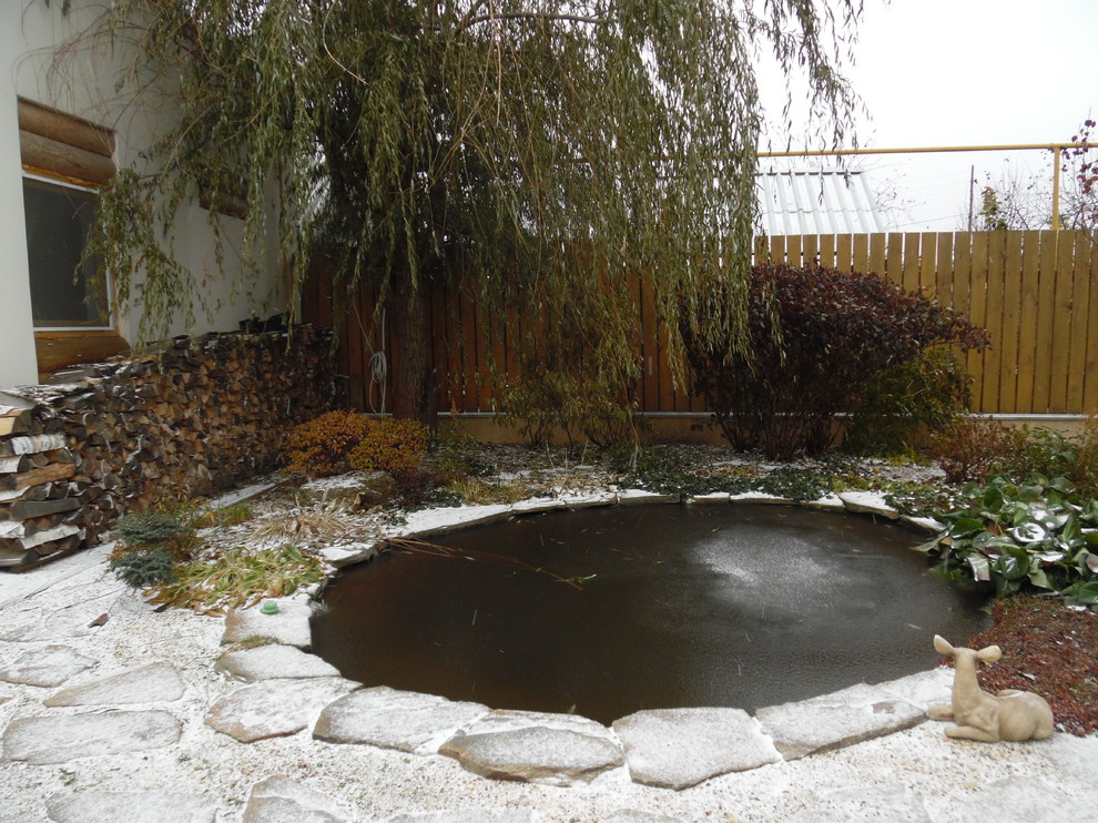 Маленький камерный сад.