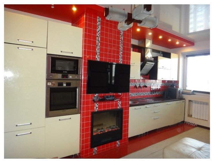 Установленные кухонные гарнитуры