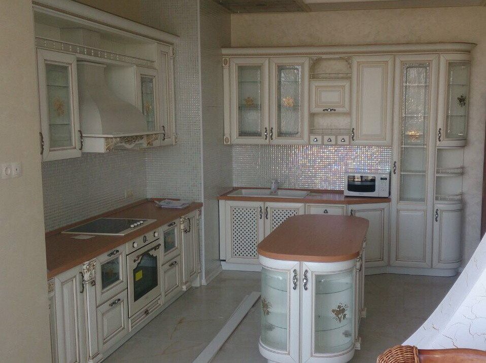 Кухонные гарнитуры