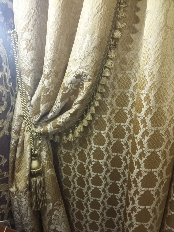 Гостиная и спальня в классическом стиле