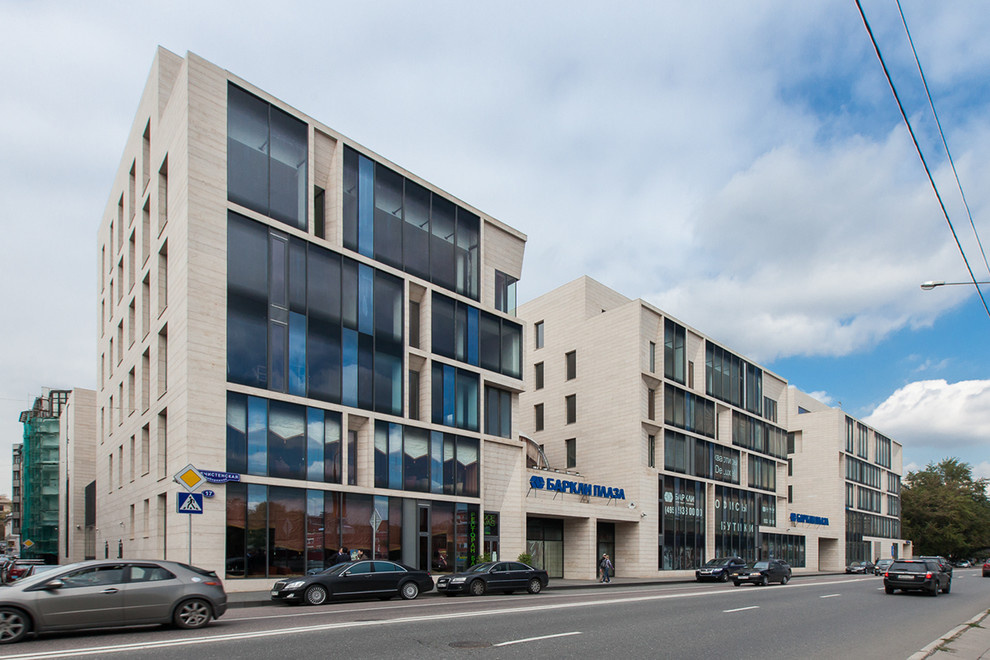 Обложка проекта: Barkli Plaza