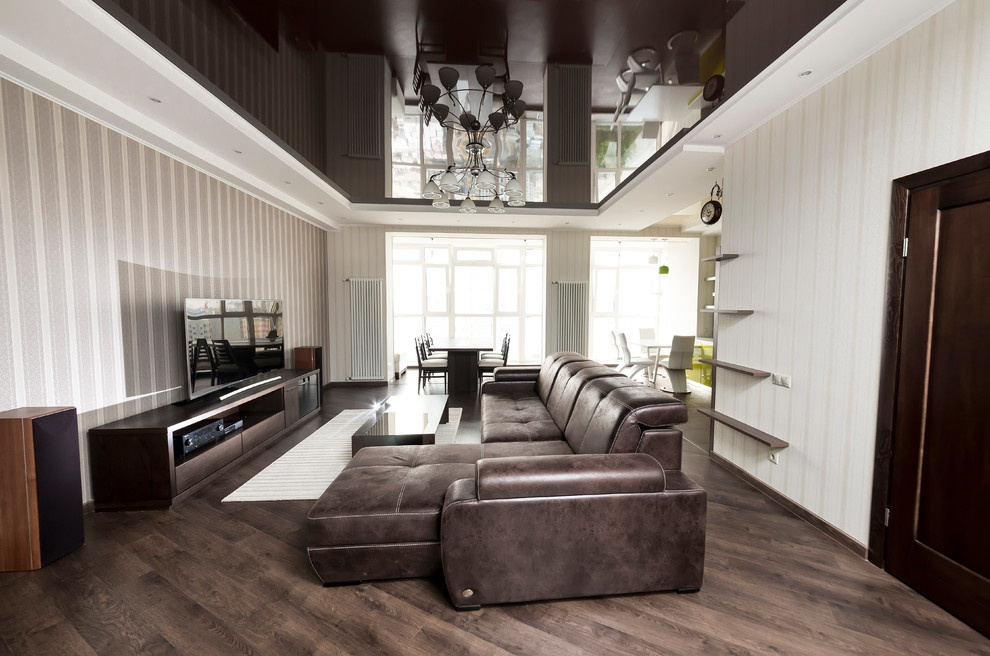 квартира с зеленой кухней