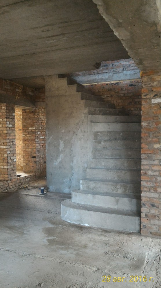 Монолитная железобетонная лестница