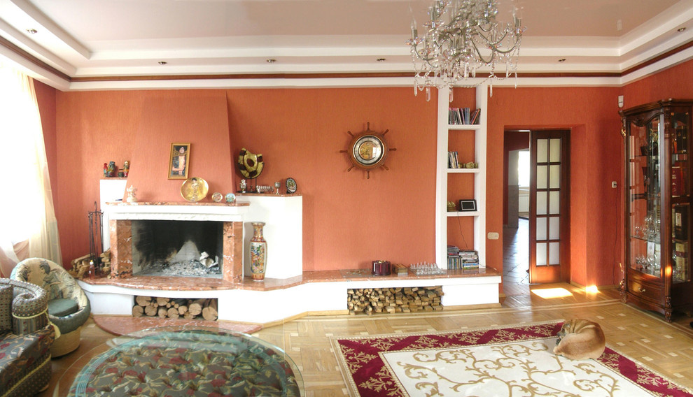 Дом в оранжевом