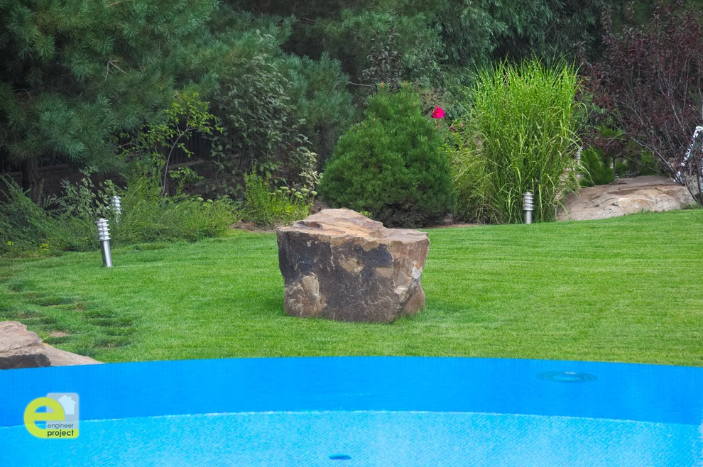 Бассейн под открытым небом в Камышевахе