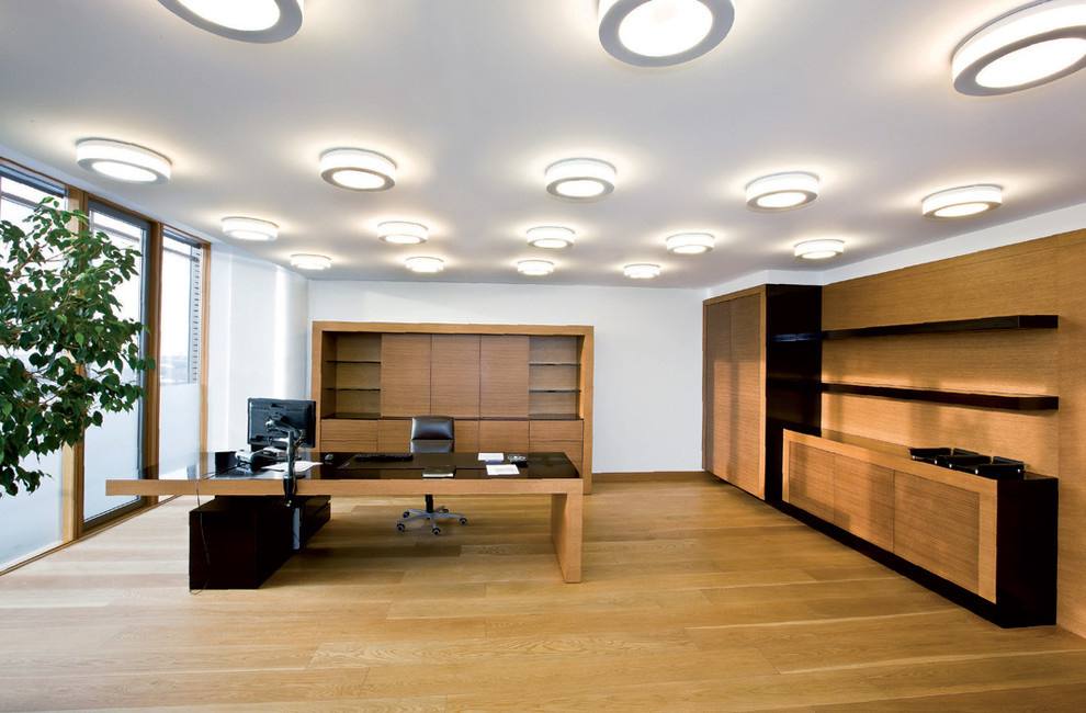 Банк в Риге.