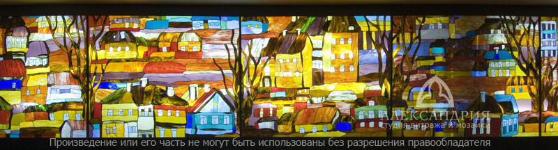 Витраж с искусственной подсветкой в ресторане Хаммер-Центра