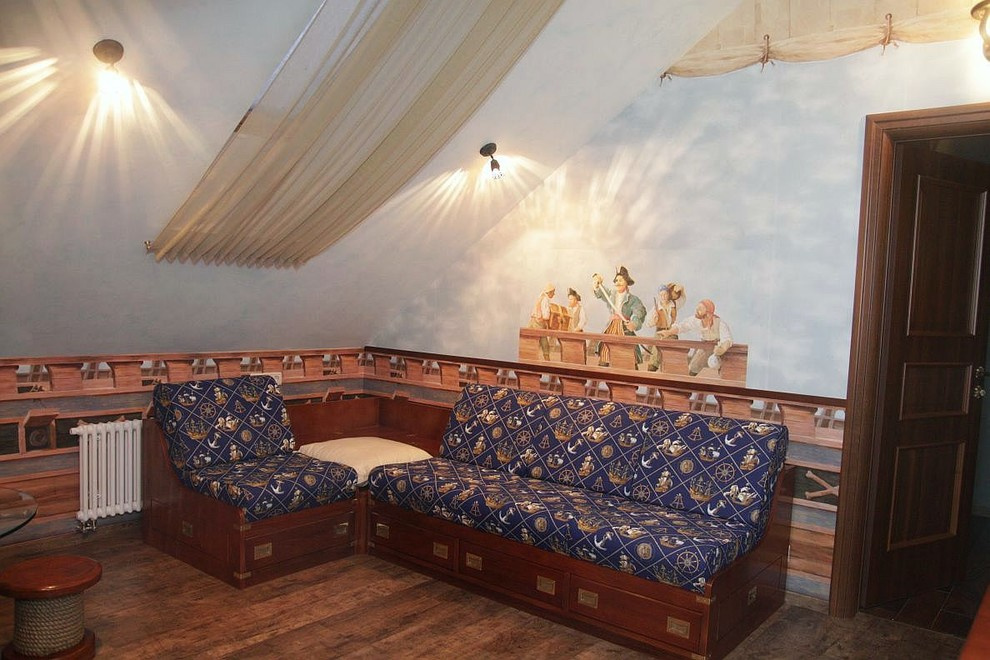 Шторы для мансарды и дизайн детской в морском стиле.