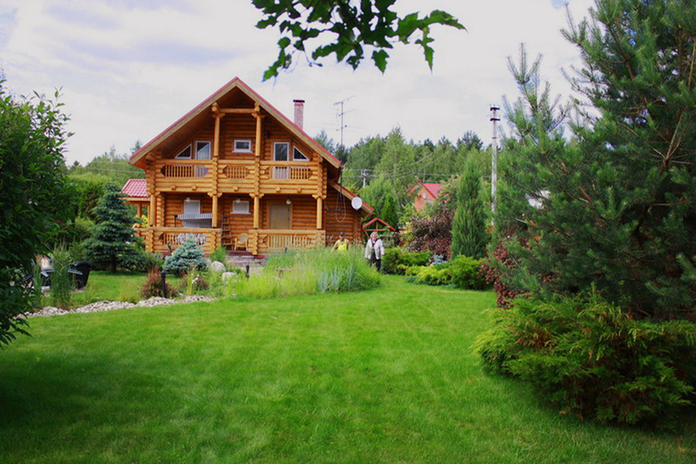 Дизайн сада на даче - газон.