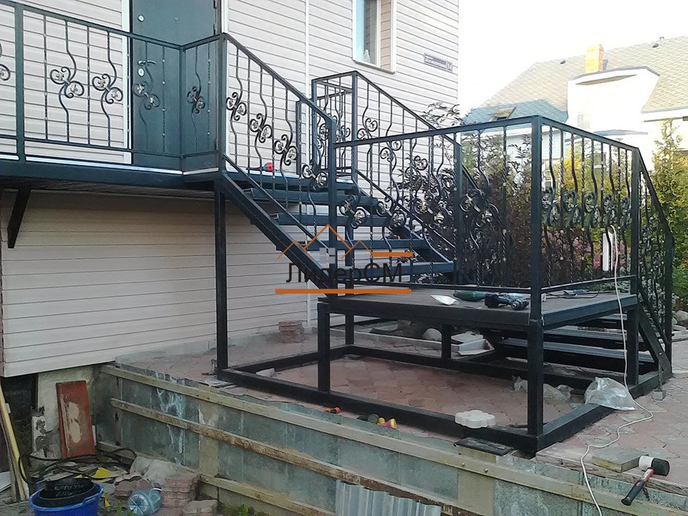 Обложка проекта: Частный дом, крыльцо