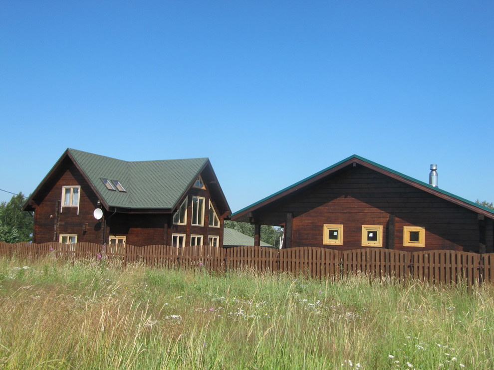 Коттеджи в Уткино