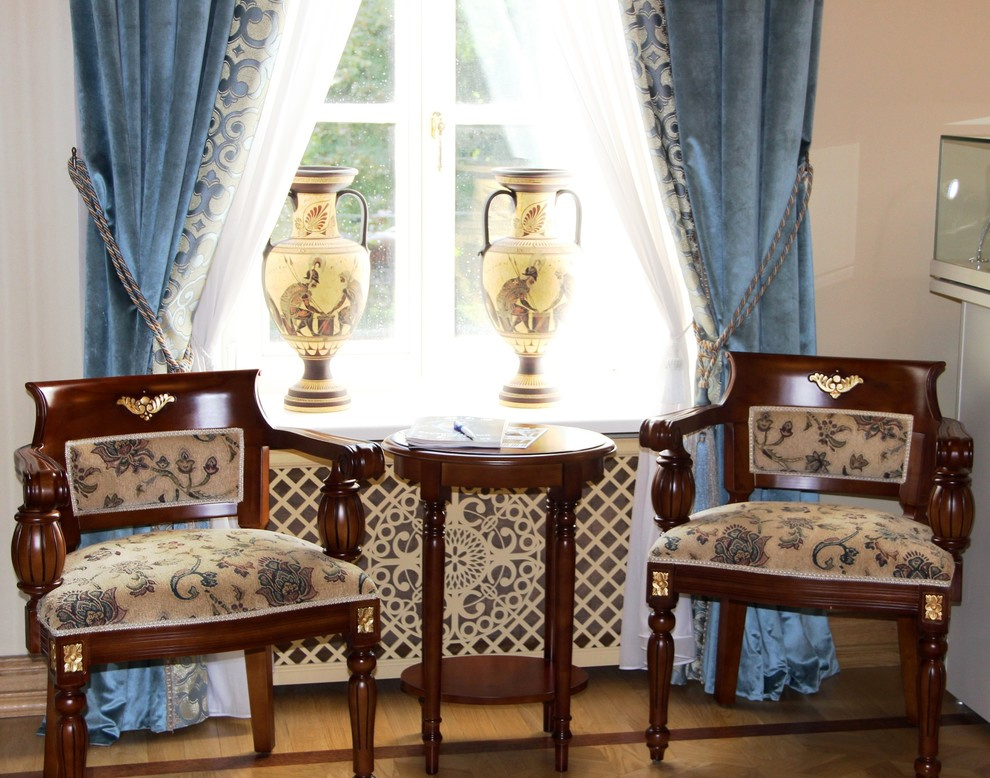 Оформление окон в музейном особняке