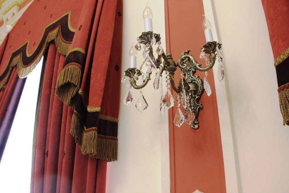 Оформление окон в музейном особняке