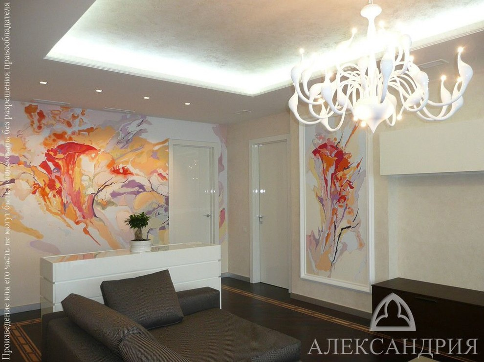 Декоративная роспись стен в абстрактном стиле.
