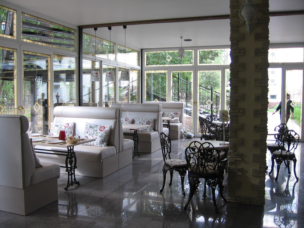 Веранда в парке