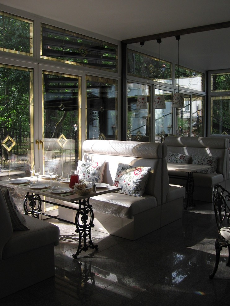 Веранда в парке