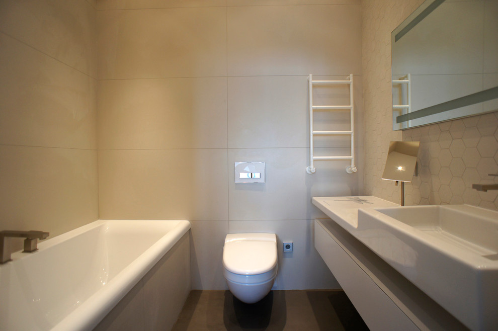 Окно в Москву