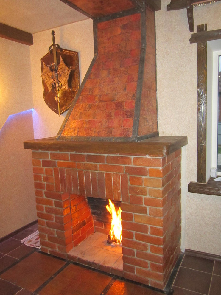 Камин кирпичный