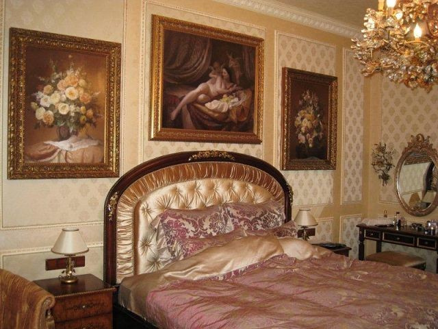 Работы Дмитрия Севрюкова в интерьерах заказчиков