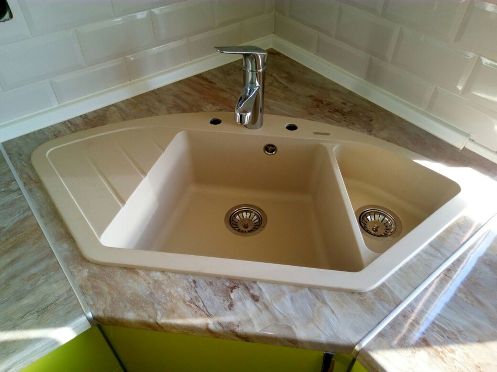 Кухни и мебель