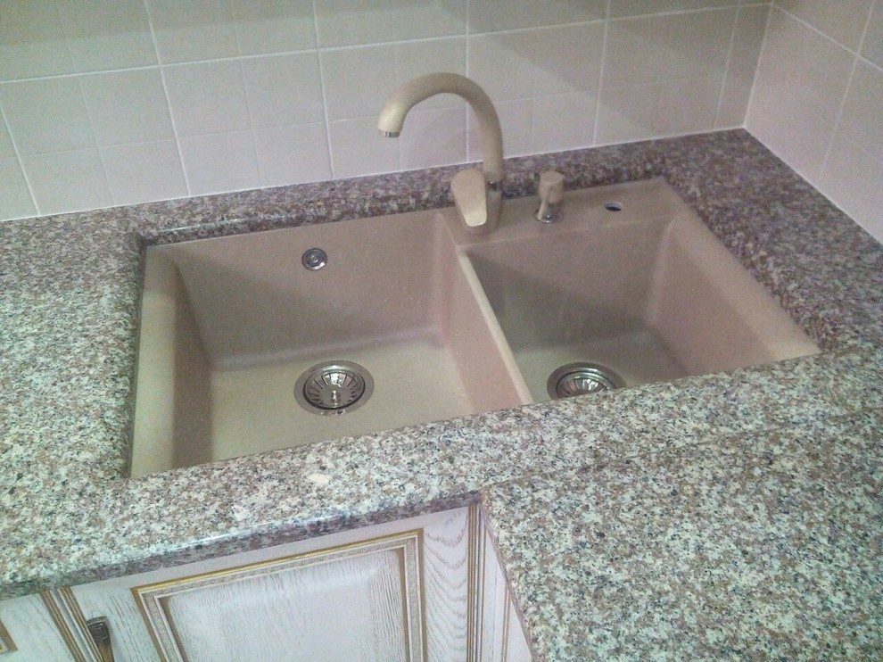 Кухни и мебель