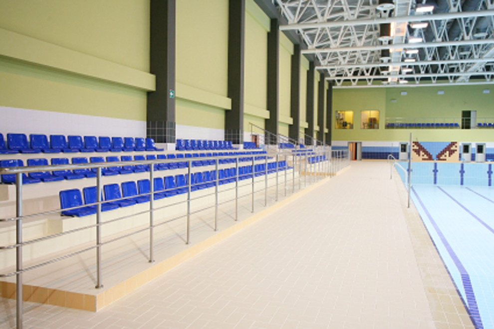 Спортивный комплекс с плавательными бассейнами