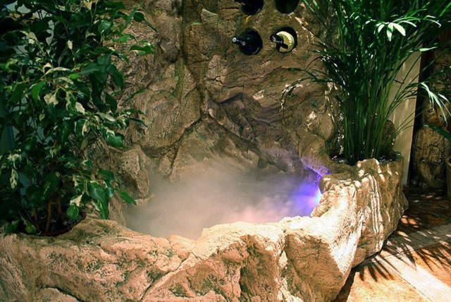 Скалы, гроты, водопады, малые архитектурные формы.