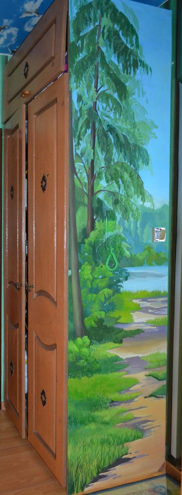 Роспись шкафов.