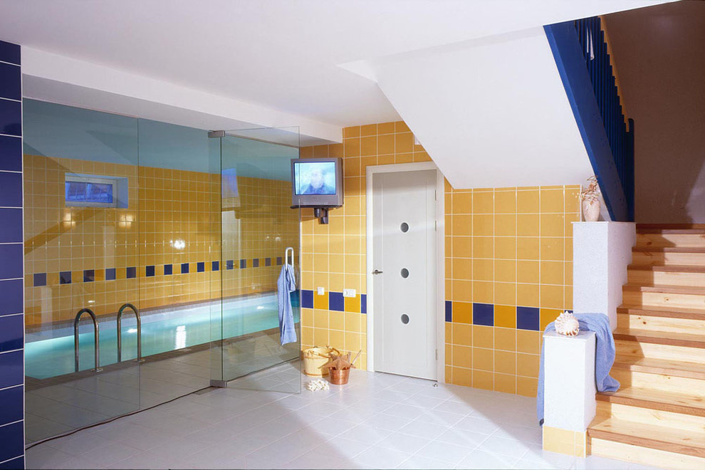 Обложка проекта: Проект дома 400 м2 с гаражом и бассейном 8х3