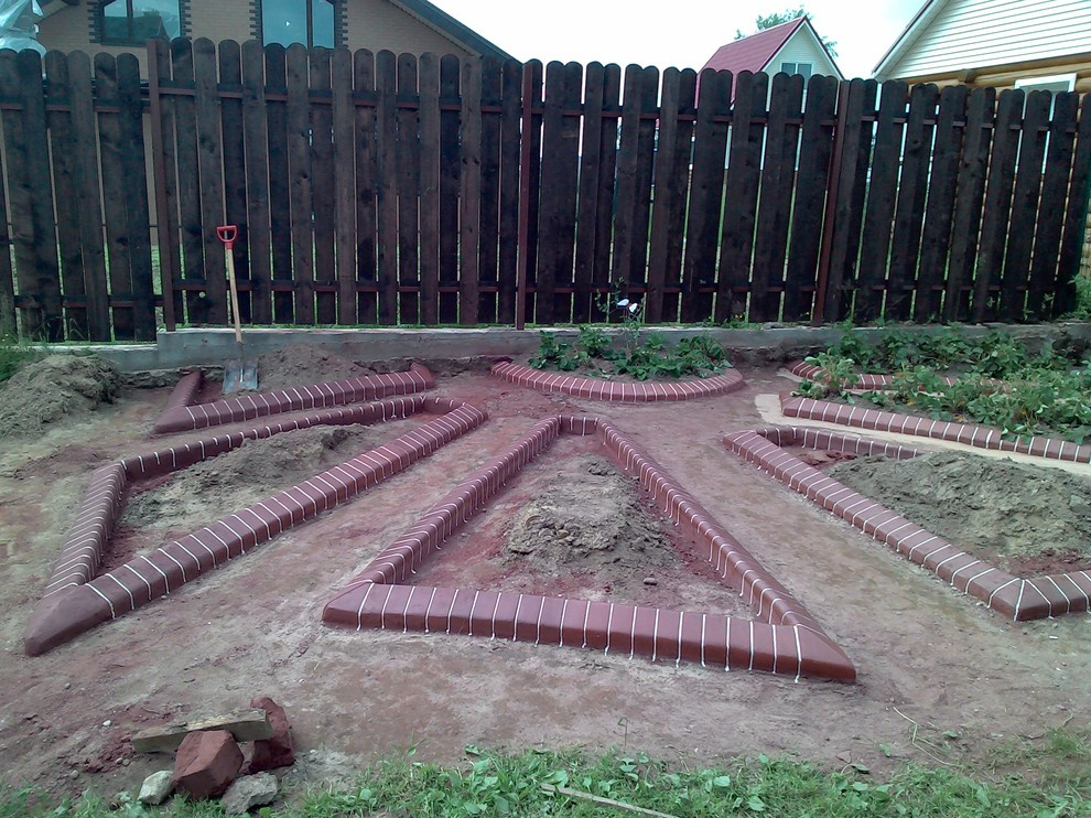 Клумба -грядка