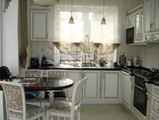 Кухни