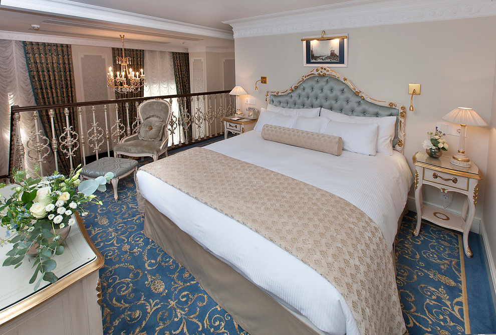 The State Hermitage Museum Official Hotel