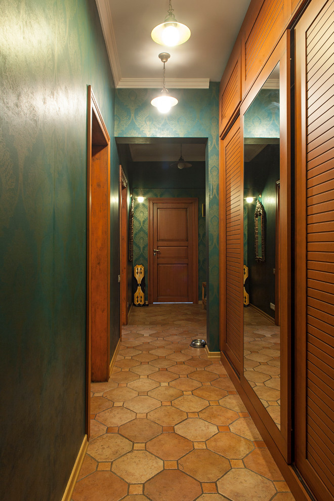 В гостях: Московский дух и керамика со всего света в квартире на Зорге