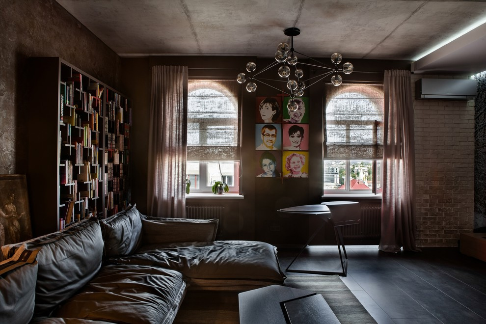 Вне формата