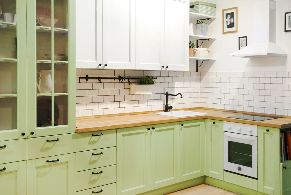 Кухня с фасадами Ларс