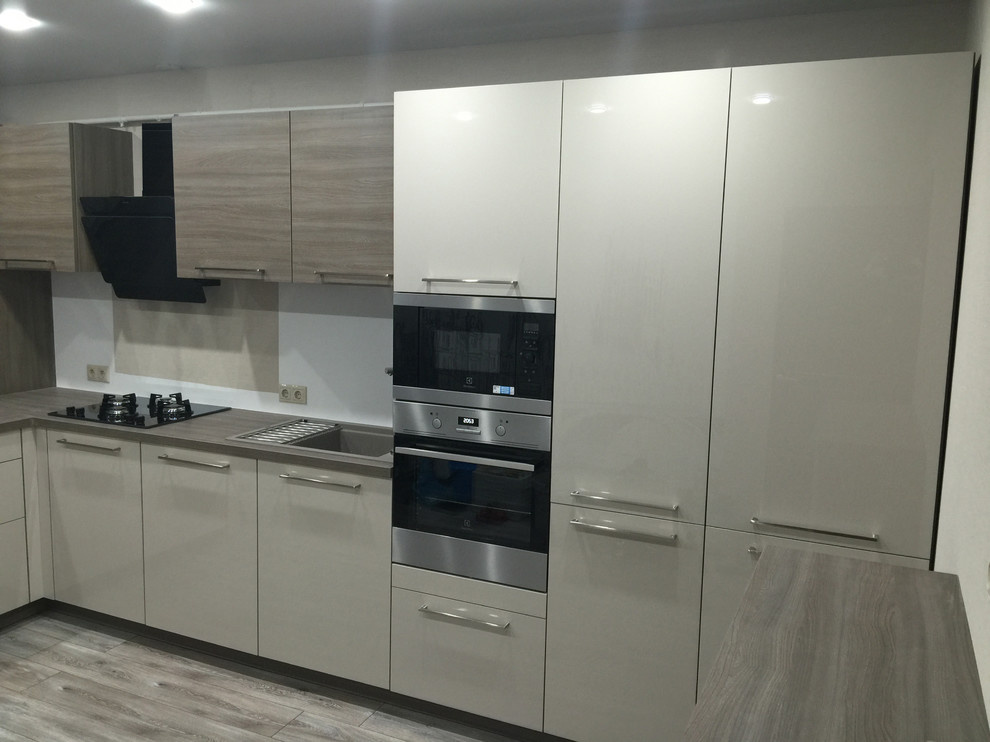 Обложка проекта: Современная кухня немецкой фабрики Beckermann