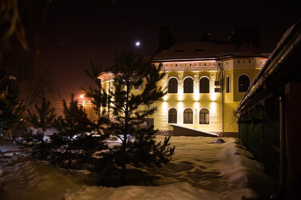 Фасадное освещение с использованием светильников Viziro D2